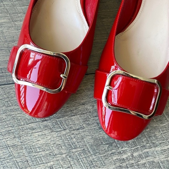 NWT Prada Red Patten Leather Ballet Flats Rounded Toe Gold Buckle Size 41.5 - Picture 12 of 14